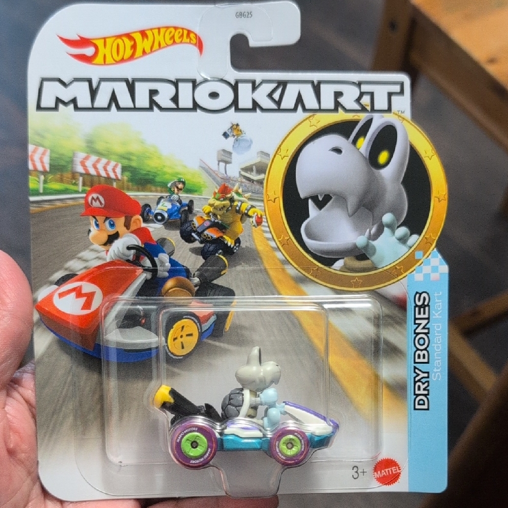 Hot Wheels Mario Kart Dry Bones Toy Car